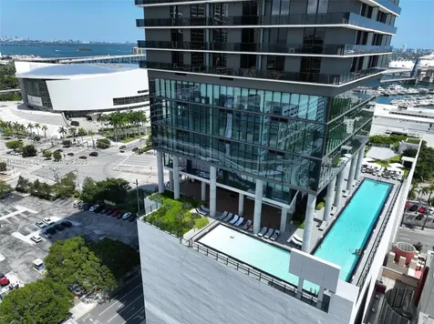 398 NE 5th Street Miami FL 33132