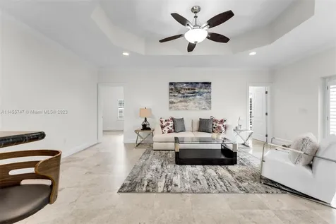 9701 SW 94th Terrace Miami FL 33176