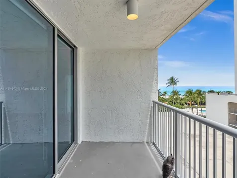 2655 Collins Avenue Miami Beach FL 33140