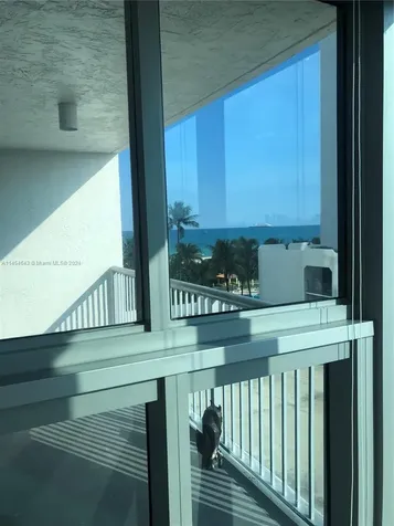 2655 Collins Avenue Miami Beach FL 33140