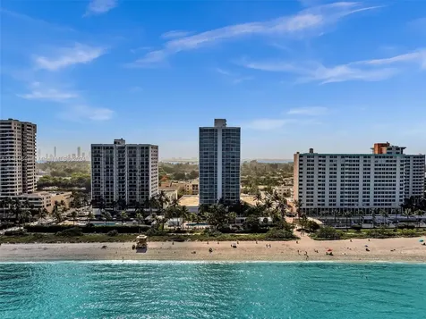 2655 Collins Avenue Miami Beach FL 33140