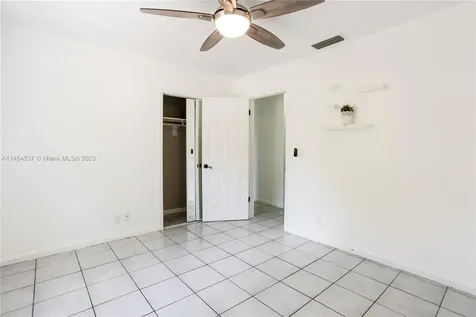 1161 SW 72nd Avenue Plantation FL 33317