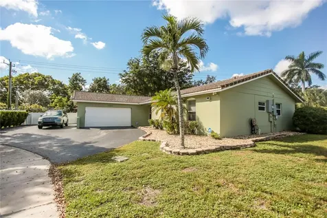 1161 SW 72nd Avenue Plantation FL 33317