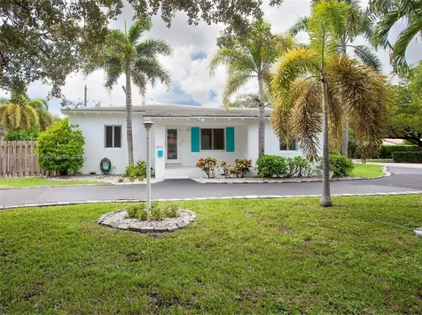 4390 SW 15th Street Miami FL 33134
