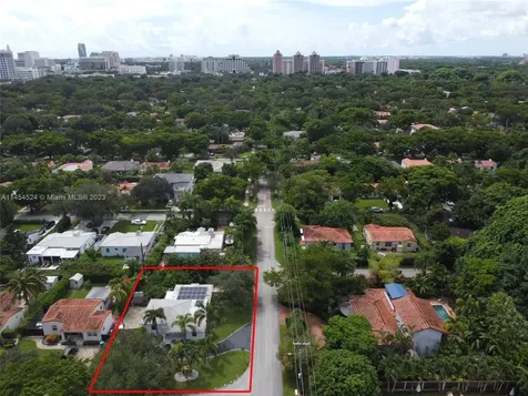 4390 SW 15th Street Miami FL 33134