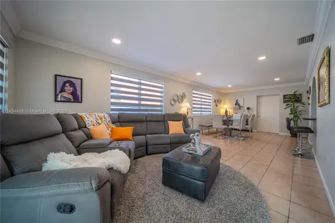 925 E 29th Street Hialeah FL 33013