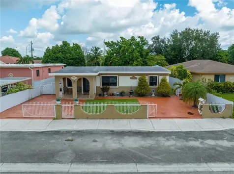 925 E 29th Street Hialeah FL 33013