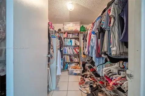 925 E 29th Street Hialeah FL 33013