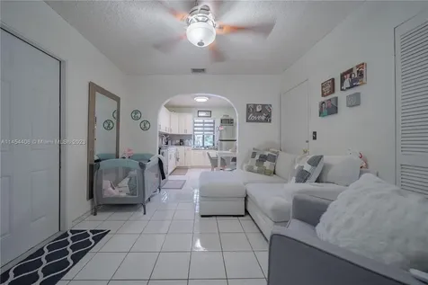 925 E 29th Street Hialeah FL 33013