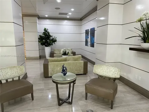 19390 Collins Avenue Sunny Isles Beach FL 33160