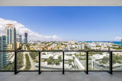 800 S Pointe Drive Miami Beach FL 33139
