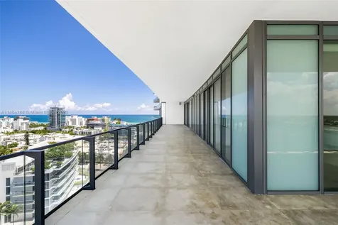 800 S Pointe Drive Miami Beach FL 33139