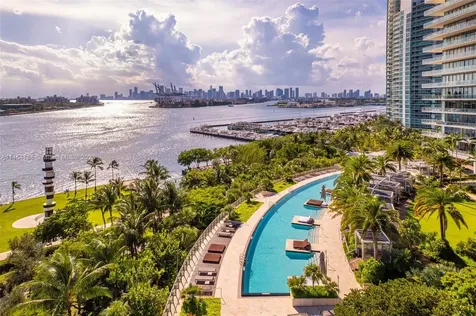 800 S Pointe Drive Miami Beach FL 33139