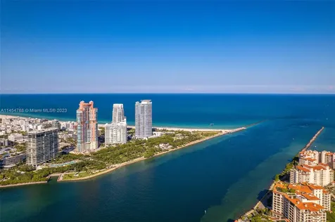 800 S Pointe Drive Miami Beach FL 33139