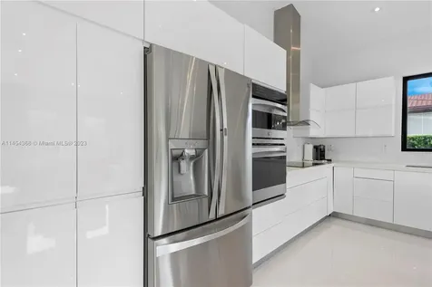 525 SW 87th Avenue Miami FL 33174