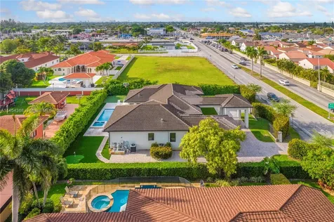 525 SW 87th Avenue Miami FL 33174