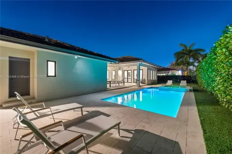 525 SW 87th Avenue Miami FL 33174