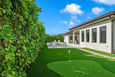 525 SW 87th Avenue Miami FL 33174