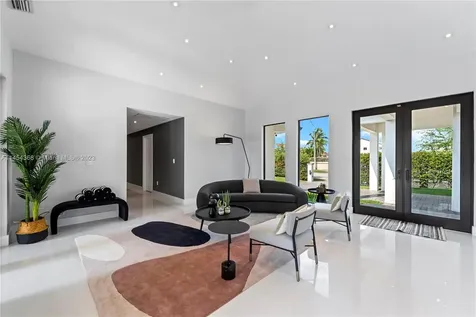 525 SW 87th Avenue Miami FL 33174