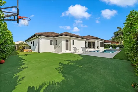 525 SW 87th Avenue Miami FL 33174