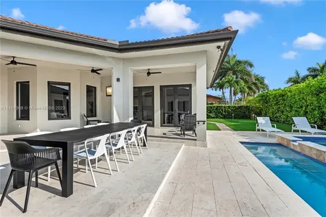 525 SW 87th Avenue Miami FL 33174