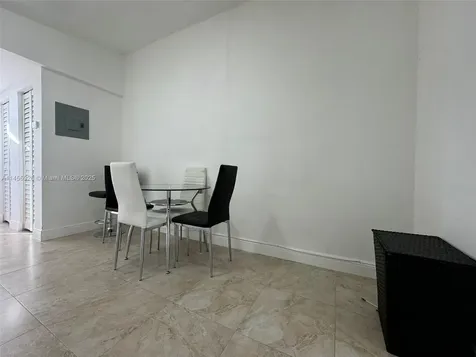 1840 NW 87th Street Miami FL 33147