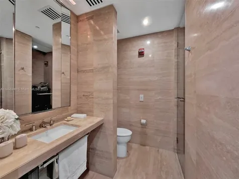 Bal Harbour FL 33154