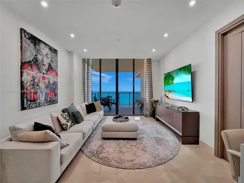 Bal Harbour FL 33154