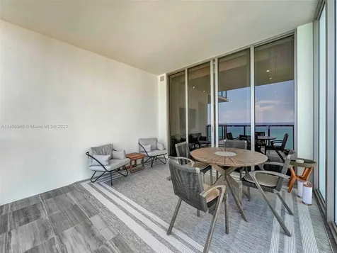 Bal Harbour FL 33154