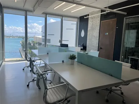 888 Biscayne Boulevard Miami FL 33132