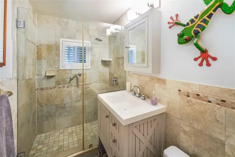 6800 SW 59th Street Miami FL 33143