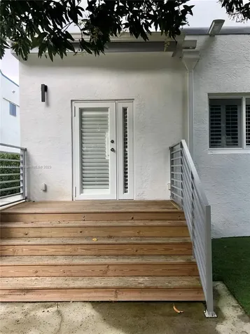 1632 SW 12th Street Miami FL 33135