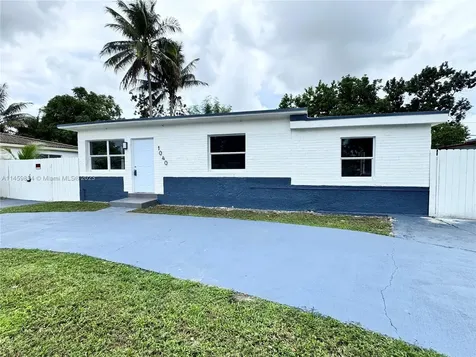 1040 NW 113th Terrace Miami FL 33168