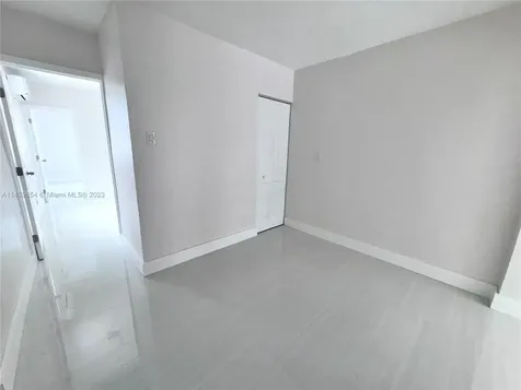 1040 NW 113th Terrace Miami FL 33168