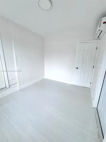 1040 NW 113th Terrace Miami FL 33168