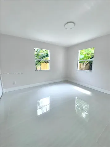 1040 NW 113th Terrace Miami FL 33168