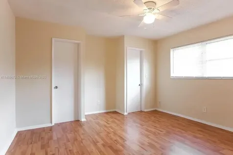 4148 NW 45th Terrace Lauderdale Lakes FL 33319