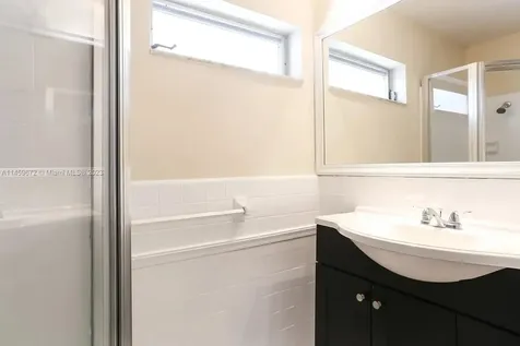 4148 NW 45th Terrace Lauderdale Lakes FL 33319