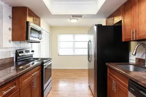 4148 NW 45th Terrace Lauderdale Lakes FL 33319