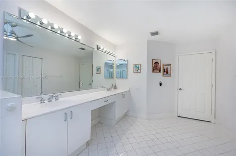 7323 NW 113th Court Doral FL 33178