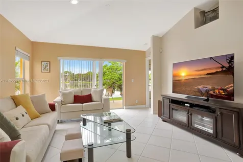 6342 NW 40th Avenue Coconut Creek FL 33073