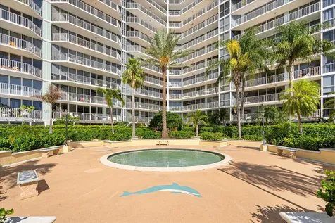 7601 E Treasure Drive North Bay Village FL 33141