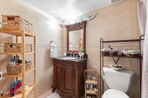 7601 E Treasure Drive North Bay Village FL 33141