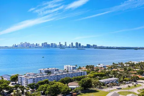 7601 E Treasure Drive North Bay Village FL 33141