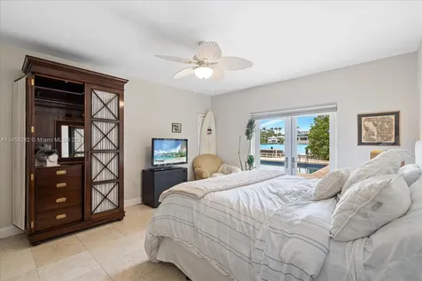 433 E Dilido Drive Miami Beach FL 33139