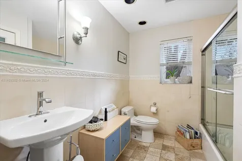433 E Dilido Drive Miami Beach FL 33139