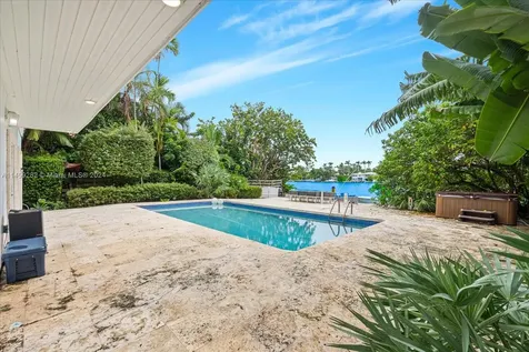 433 E Dilido Drive Miami Beach FL 33139