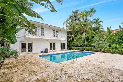 433 E Dilido Drive Miami Beach FL 33139