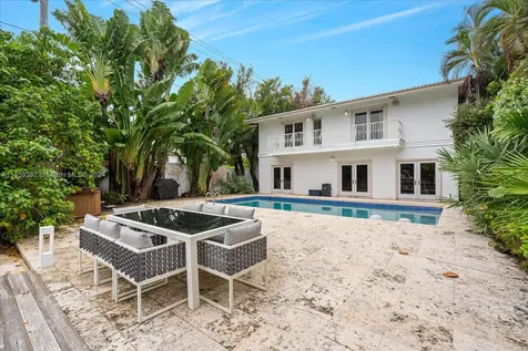 433 E Dilido Drive Miami Beach FL 33139