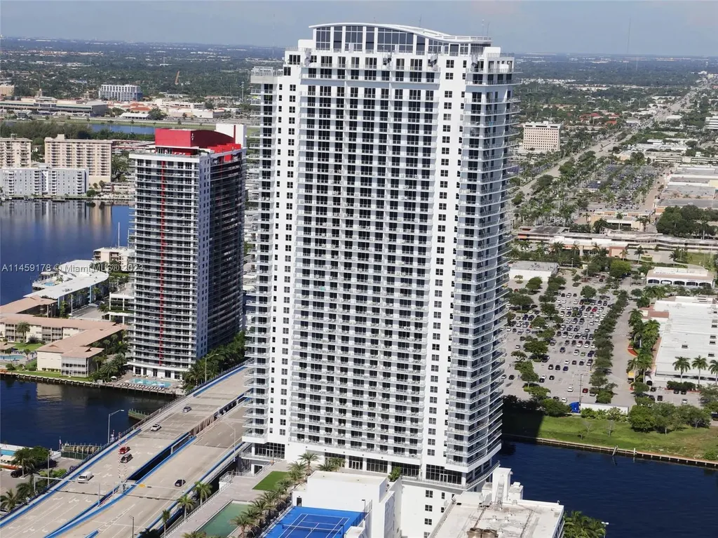 4010 S Ocean Drive Hollywood FL 33019